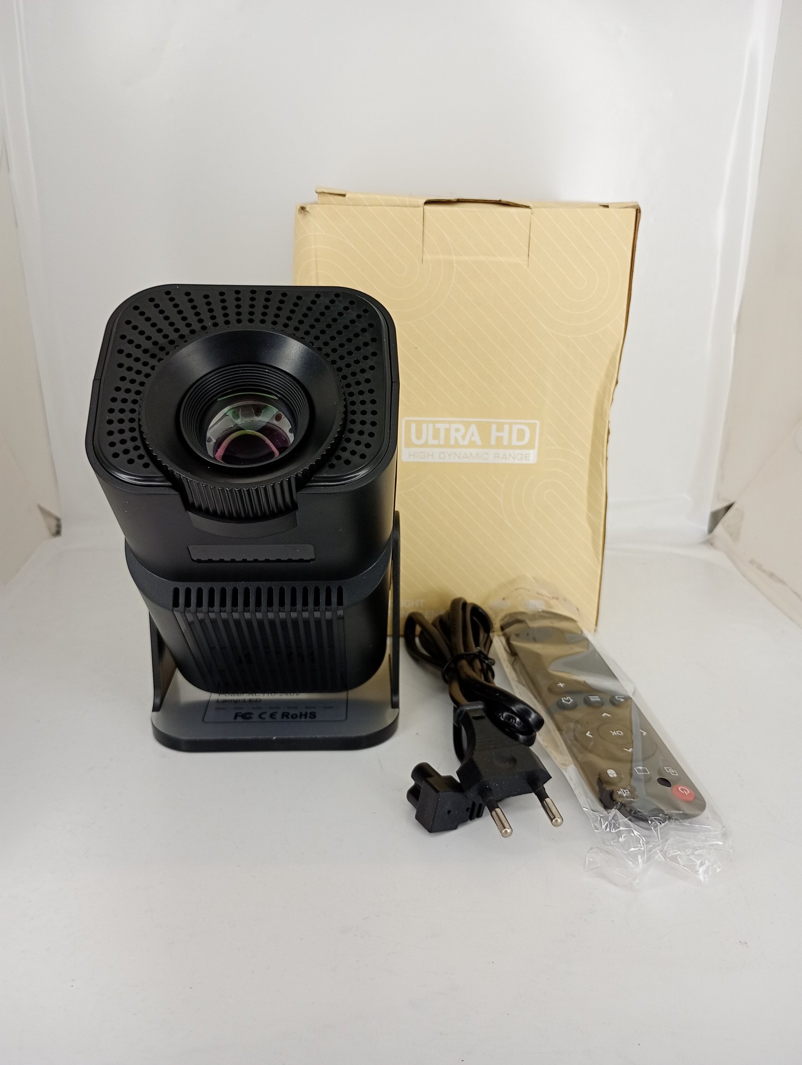 Projetor HY320